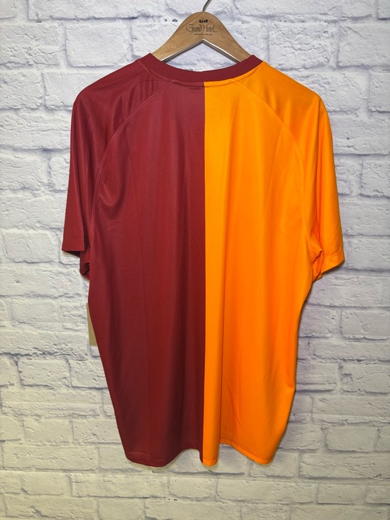 Nike Galatasaray Home Shirt 2023/2024 NWT Size XXL Season Home Football - Picture 10 of 15